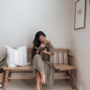 Carly Jean Los Angeles  Puff Sleeve Dress